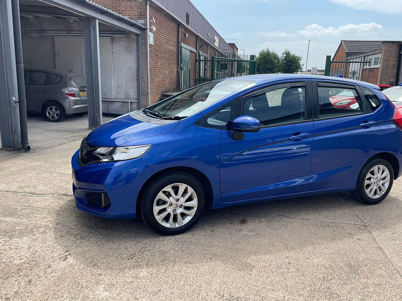 Honda Jazz 1.3 i-VTEC SE Hatchback 5dr Petrol Manual Euro 6 (s/s) (102 ps) 5dr Manual 2025