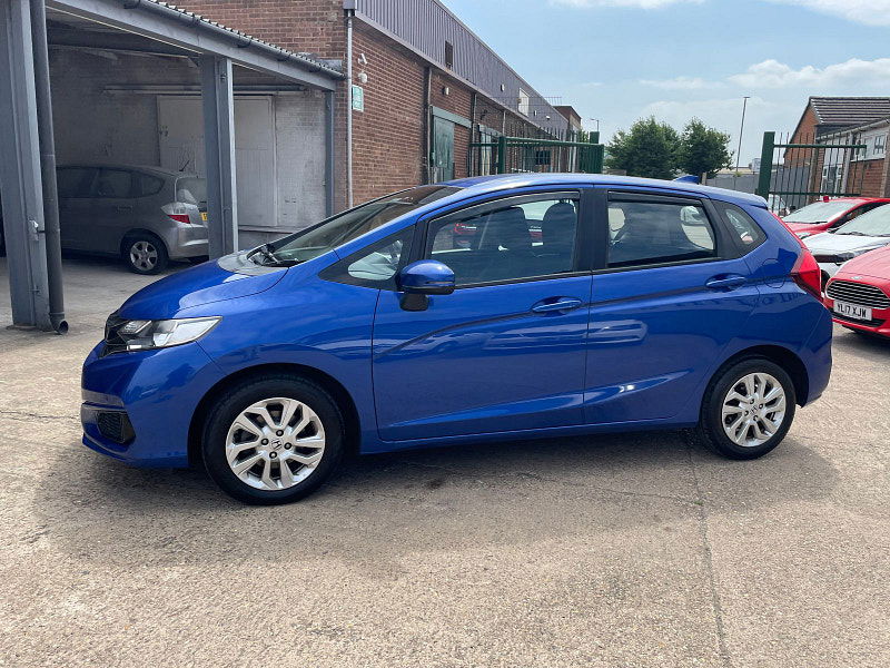 Honda Jazz 1.3 i-VTEC SE Hatchback 5dr Petrol Manual Euro 6 (s/s) (102 ps) 5dr Manual 2025