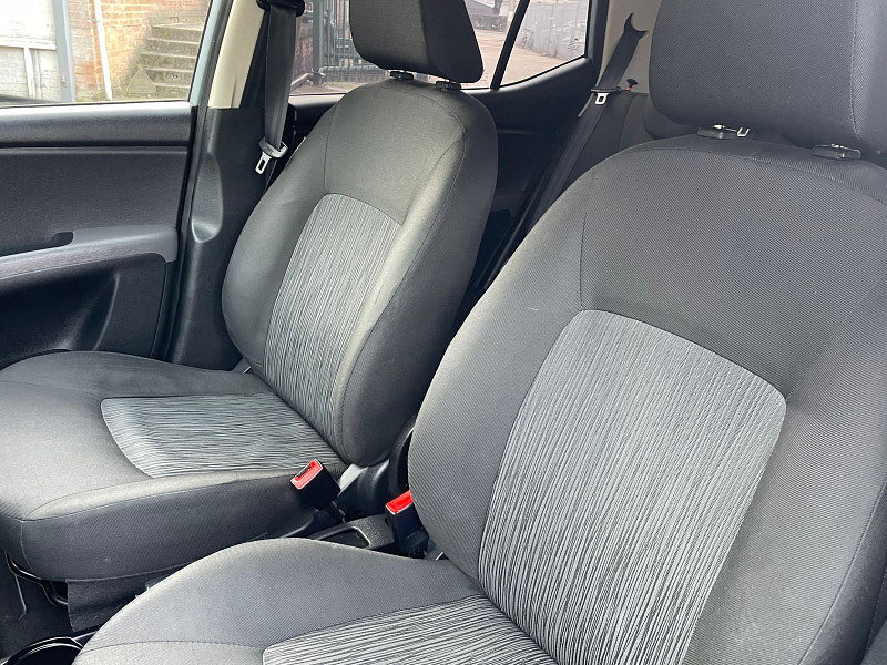 Hyundai I10 1.2 Active Hatchback 5dr Petrol Auto Euro 5 (85 bhp) 5dr Automatic 2026