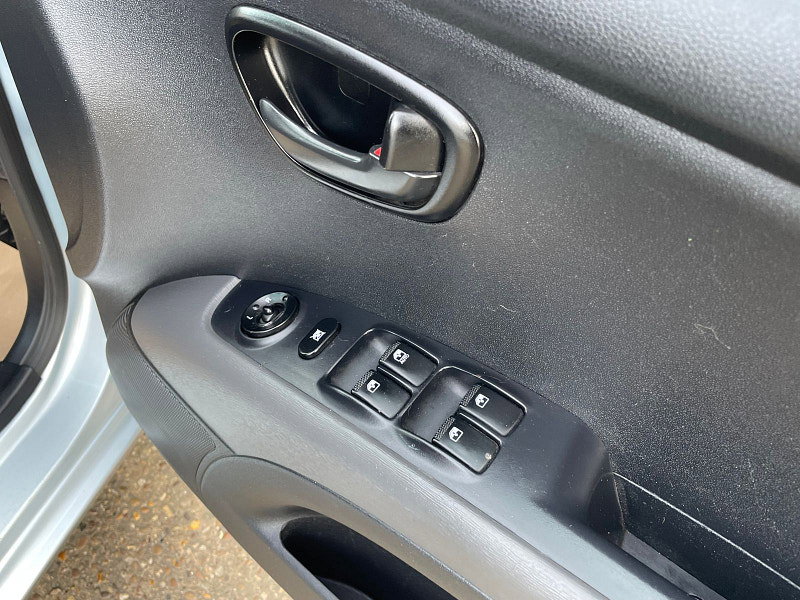 Hyundai I10 1.2 Active Hatchback 5dr Petrol Auto Euro 5 (85 bhp) 5dr Automatic 2026