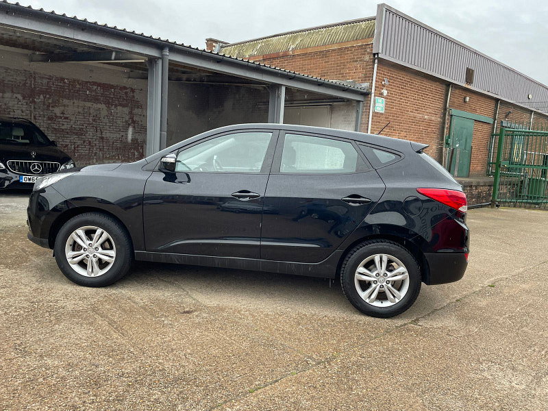 Hyundai IX35 1.6 GDi Style SUV 5dr Petrol Manual Euro 5 (135 ps) Heated Seats, 8 Services 5dr Manual 2026