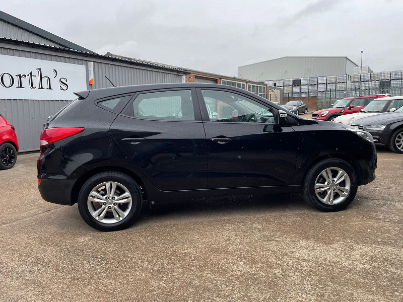 Hyundai IX35 1.6 GDi Style SUV 5dr Petrol Manual Euro 5 (135 ps) Heated Seats, 8 Services 5dr Manual 2026