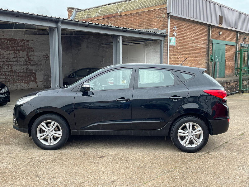 Hyundai IX35 1.6 GDi Style SUV 5dr Petrol Manual Euro 5 (135 ps) Heated Seats, 8 Services 5dr Manual 2026