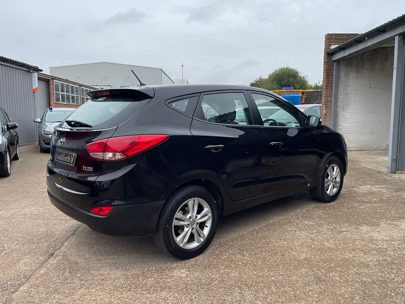 Hyundai IX35 1.6 GDi Style SUV 5dr Petrol Manual Euro 5 (135 ps) Heated Seats, 8 Services 5dr Manual 2026