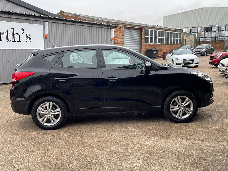 Hyundai IX35 1.6 GDi Style SUV 5dr Petrol Manual Euro 5 (135 ps) Heated Seats, 8 Services 5dr Manual 2026