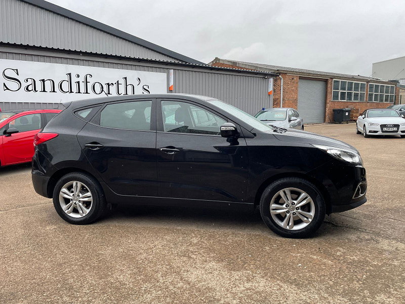 Hyundai IX35 1.6 GDi Style SUV 5dr Petrol Manual Euro 5 (135 ps) Heated Seats, 8 Services 5dr Manual 2026