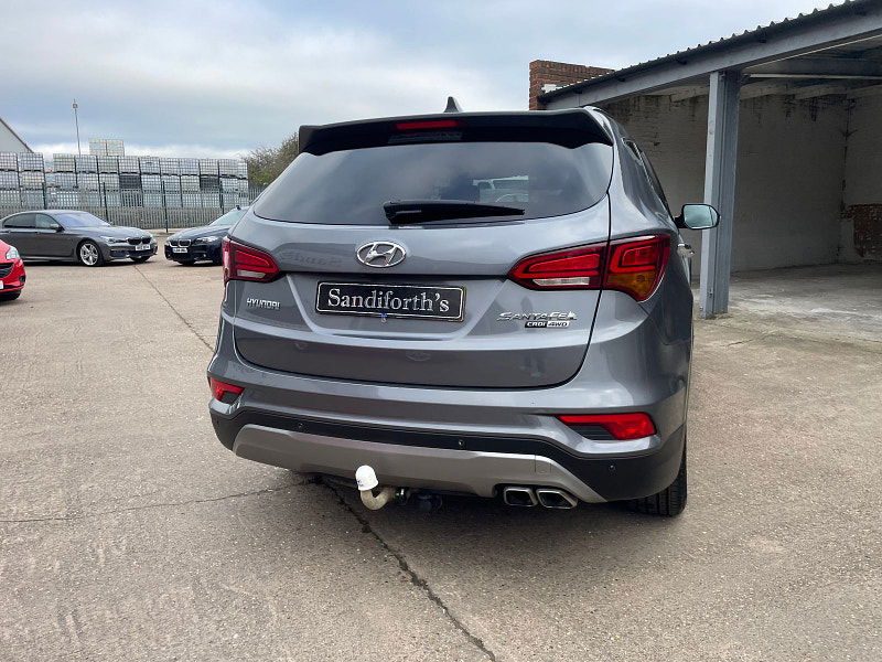 Hyundai Santa Fe 2.2 CRDi Blue Drive Premium SE SUV 5dr Diesel Auto 4WD Euro 6 (s/s) (7 Seat) (200 ps) 1 owner From New, 8 Services 5dr Automatic 2024