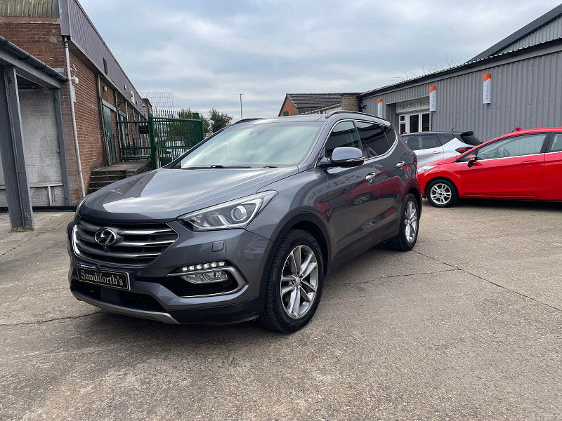 Hyundai Santa Fe 2.2 CRDi Blue Drive Premium SE SUV 5dr Diesel Auto 4WD Euro 6 (s/s) (7 Seat) (200 ps) 1 owner From New, 8 Services 5dr Automatic 2024