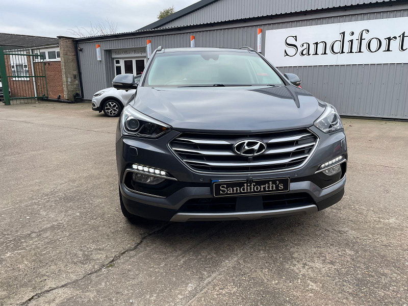 Hyundai Santa Fe 2.2 CRDi Blue Drive Premium SE SUV 5dr Diesel Auto 4WD Euro 6 (s/s) (7 Seat) (200 ps) 1 owner From New, 8 Services 5dr Automatic 2024