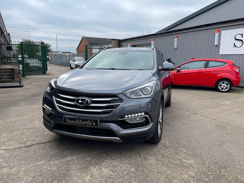 Hyundai Santa Fe 2.2 CRDi Blue Drive Premium SE SUV 5dr Diesel Auto 4WD Euro 6 (s/s) (7 Seat) (200 ps) 1 owner From New, 8 Services 5dr Automatic 2024