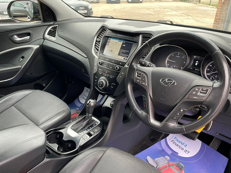 Hyundai Santa Fe 2.2 CRDi Blue Drive Premium SUV 5dr Diesel Auto 4WD Euro 6 (s/s) (200 ps) Sat Nav, Leather,  5dr Automatic 2025