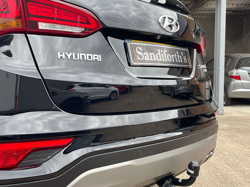Hyundai Santa Fe 2.2 CRDi Blue Drive Premium SUV 5dr Diesel Auto 4WD Euro 6 (s/s) (200 ps) Sat Nav, Leather,  5dr Automatic 2025