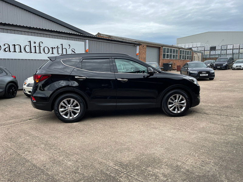 Hyundai Santa Fe 2.2 CRDi Blue Drive Premium SUV 5dr Diesel Auto 4WD Euro 6 (s/s) (200 ps) Sat Nav, Leather,  5dr Automatic 2025
