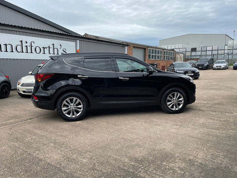 Hyundai Santa Fe 2.2 CRDi Blue Drive Premium SUV 5dr Diesel Auto 4WD Euro 6 (s/s) (200 ps) Sat Nav, Leather,  5dr Automatic 2025