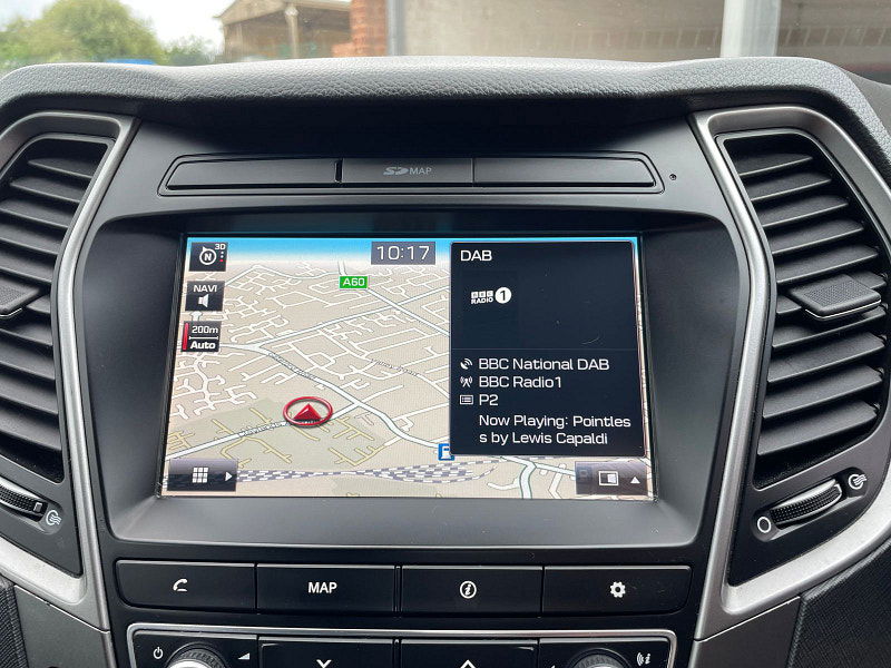 Hyundai Santa Fe 2.2 CRDi Blue Drive Premium SUV 5dr Diesel Auto 4WD Euro 6 (s/s) (200 ps) Sat Nav, Leather,  5dr Automatic 2025