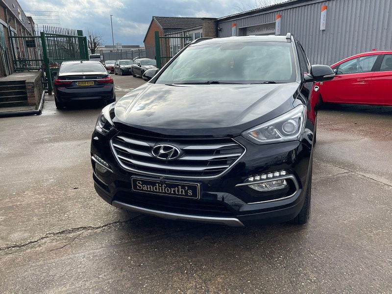 Hyundai Santa Fe 2.2 CRDi Blue Drive Premium SUV 5dr Diesel Manual 4WD Euro 6 (s/s) (7 Seat) (200 ps) 5dr Manual 2025