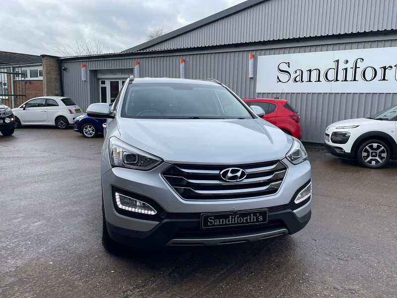 Hyundai Santa Fe 2.2 CRDi Premium SUV 5dr Diesel Auto 4WD Euro 5 (5 seat) (194 bhp) 5dr Automatic 2025