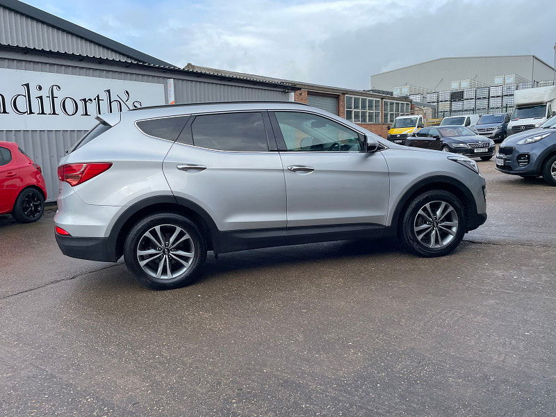 Hyundai Santa Fe 2.2 CRDi Premium SUV 5dr Diesel Auto 4WD Euro 5 (5 seat) (194 bhp) 5dr Automatic 2025