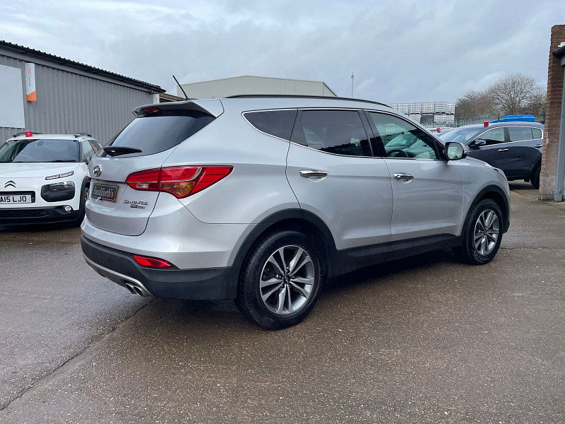 Hyundai Santa Fe 2.2 CRDi Premium SUV 5dr Diesel Auto 4WD Euro 5 (5 seat) (194 bhp) 5dr Automatic 2025