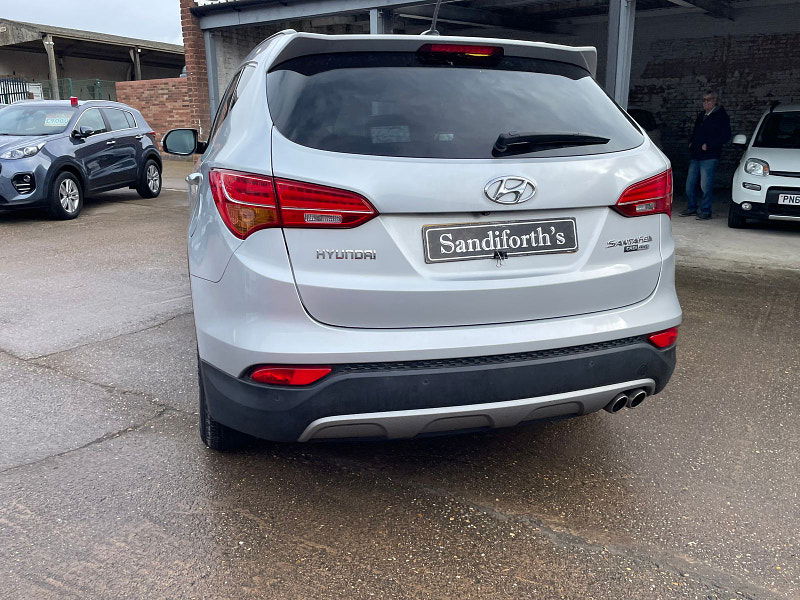 Hyundai Santa Fe 2.2 CRDi Premium SUV 5dr Diesel Auto 4WD Euro 5 (5 seat) (194 bhp) 5dr Automatic 2025