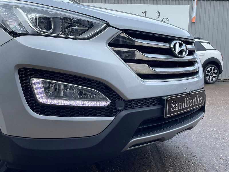 Hyundai Santa Fe 2.2 CRDi Premium SUV 5dr Diesel Auto 4WD Euro 5 (5 seat) (194 bhp) 5dr Automatic 2025