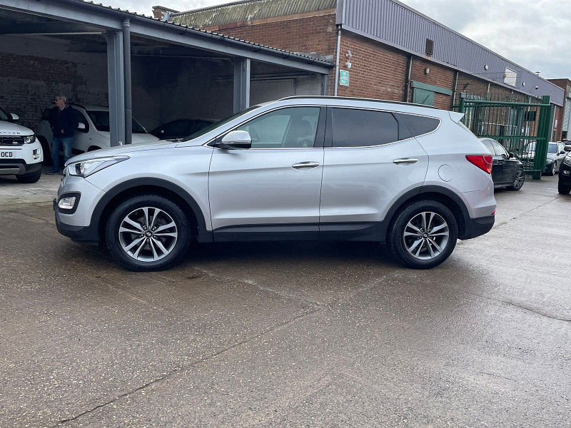 Hyundai Santa Fe 2.2 CRDi Premium SUV 5dr Diesel Auto 4WD Euro 5 (5 seat) (194 bhp) 5dr Automatic 2025