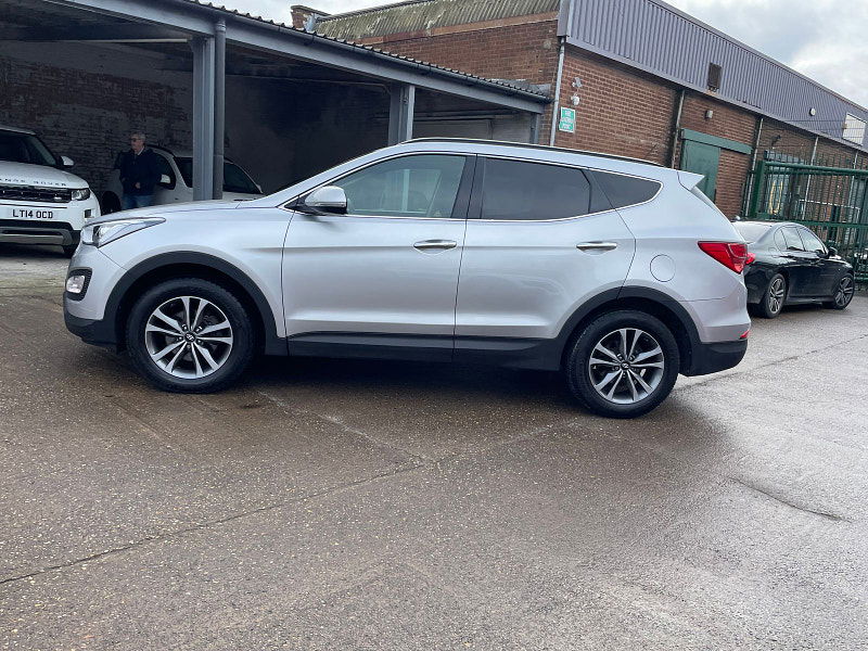 Hyundai Santa Fe 2.2 CRDi Premium SUV 5dr Diesel Auto 4WD Euro 5 (5 seat) (194 bhp) 5dr Automatic 2025