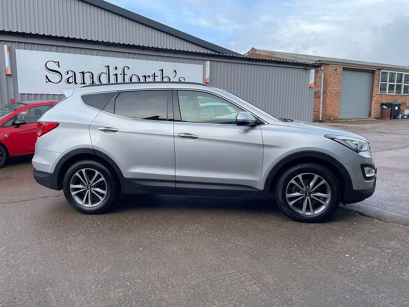 Hyundai Santa Fe 2.2 CRDi Premium SUV 5dr Diesel Auto 4WD Euro 5 (5 seat) (194 bhp) 5dr Automatic 2025