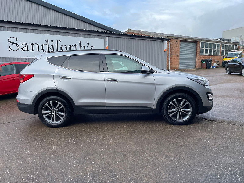 Hyundai Santa Fe 2.2 CRDi Premium SUV 5dr Diesel Auto 4WD Euro 5 (5 seat) (194 bhp) 5dr Automatic 2025