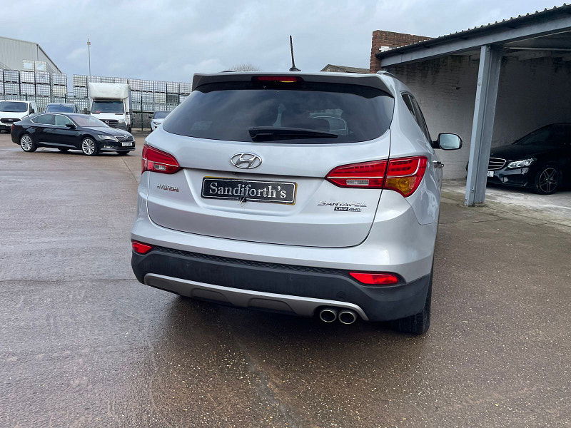 Hyundai Santa Fe 2.2 CRDi Premium SUV 5dr Diesel Auto 4WD Euro 5 (5 seat) (194 bhp) 5dr Automatic 2025