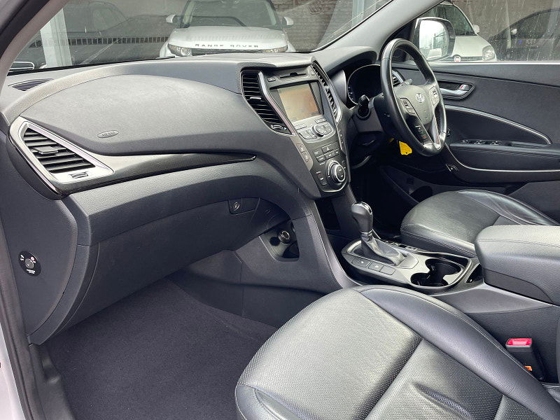 Hyundai Santa Fe 2.2 CRDi Premium SUV 5dr Diesel Auto 4WD Euro 5 (5 seat) (194 bhp) 5dr Automatic 2025