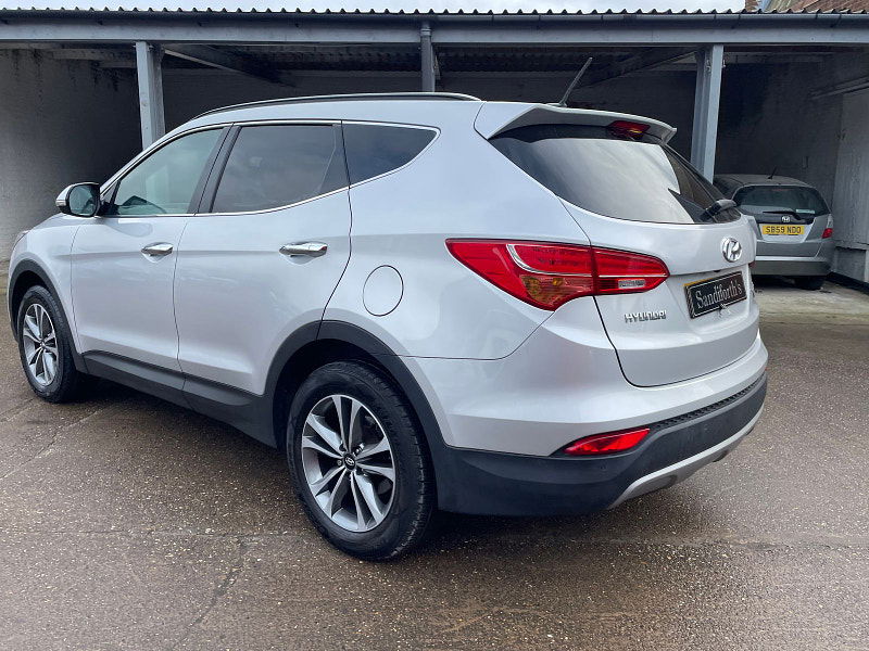 Hyundai Santa Fe 2.2 CRDi Premium SUV 5dr Diesel Auto 4WD Euro 5 (5 seat) (194 bhp) 5dr Automatic 2025