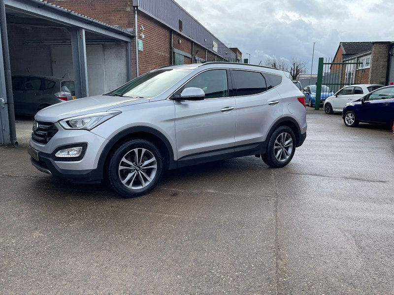 Hyundai Santa Fe 2.2 CRDi Premium SUV 5dr Diesel Auto 4WD Euro 5 (5 seat) (194 bhp) 5dr Automatic 2025