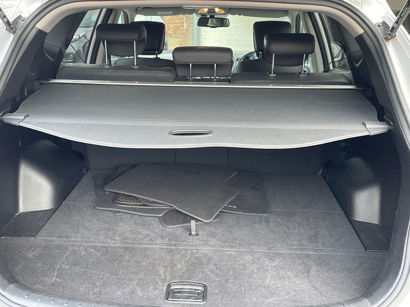 Hyundai Santa Fe 2.2 CRDi Premium SUV 5dr Diesel Auto 4WD Euro 5 (5 seat) (194 bhp) 5dr Automatic 2025