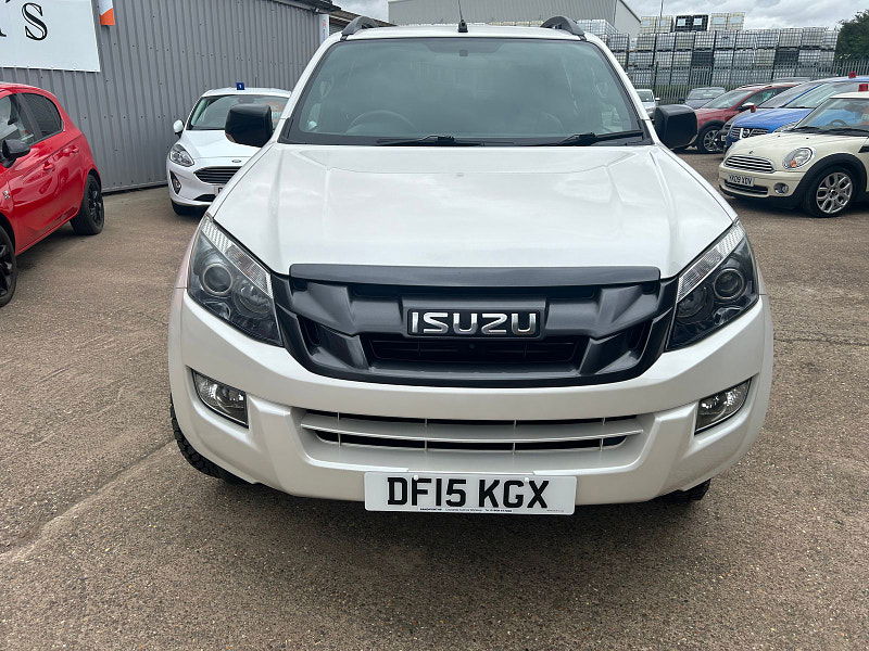 Isuzu D-Max 2.5 TD Blade Pickup 4dr Diesel Manual 4x4 (192 g/km, 161 bhp) 4dr Manual 2025