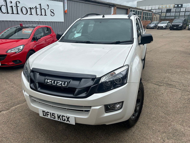 Isuzu D-Max 2.5 TD Blade Pickup 4dr Diesel Manual 4x4 (192 g/km, 161 bhp) 4dr Manual 2025