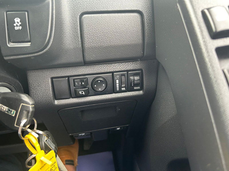 Isuzu D-Max 2.5 TD Blade Pickup 4dr Diesel Manual 4x4 (192 g/km, 161 bhp) 4dr Manual 2025