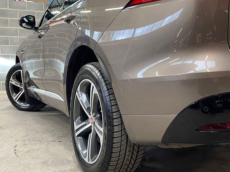 Jaguar F-PACE 3.0 D300 V6 S SUV 5dr Diesel Auto AWD Euro 6 (s/s) (300 ps) 7 Main Dealer Services 5dr Automatic 2025