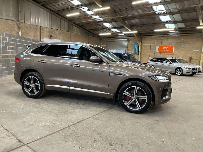 Jaguar F-PACE 3.0 D300 V6 S SUV 5dr Diesel Auto AWD Euro 6 (s/s) (300 ps) 7 Main Dealer Services 5dr Automatic 2025