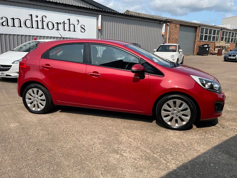 Kia Rio 1.25 2 Hatchback 5dr Petrol Manual Euro 5 (84 bhp) 5dr Manual 2025