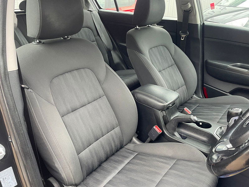 Kia Sportage 1.6 GDi 1 SUV 5dr Petrol Manual Euro 6 (s/s) (130 bhp) 1 Former Keeper From New,  5dr Manual 2025