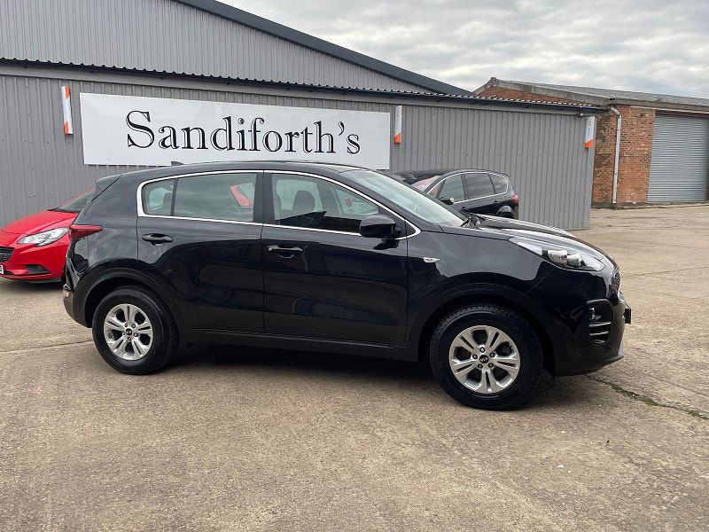 Kia Sportage 1.6 GDi 1 SUV 5dr Petrol Manual Euro 6 (s/s) (130 bhp) 1 Former Keeper From New,  5dr Manual 2025