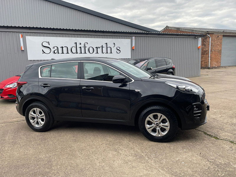 Kia Sportage 1.6 GDi 1 SUV 5dr Petrol Manual Euro 6 (s/s) (130 bhp) 1 Former Keeper From New,  5dr Manual 2025