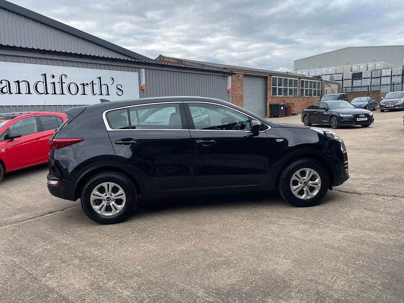 Kia Sportage 1.6 GDi 1 SUV 5dr Petrol Manual Euro 6 (s/s) (130 bhp) 1 Former Keeper From New,  5dr Manual 2025