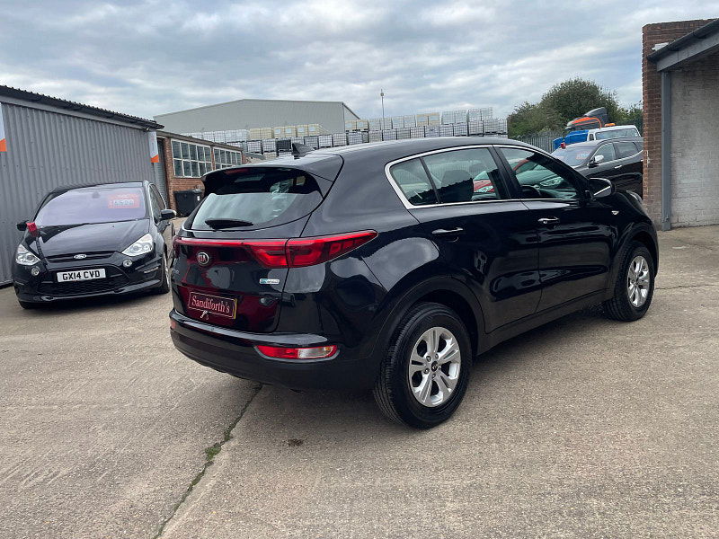 Kia Sportage 1.6 GDi 1 SUV 5dr Petrol Manual Euro 6 (s/s) (130 bhp) 1 Former Keeper From New,  5dr Manual 2025