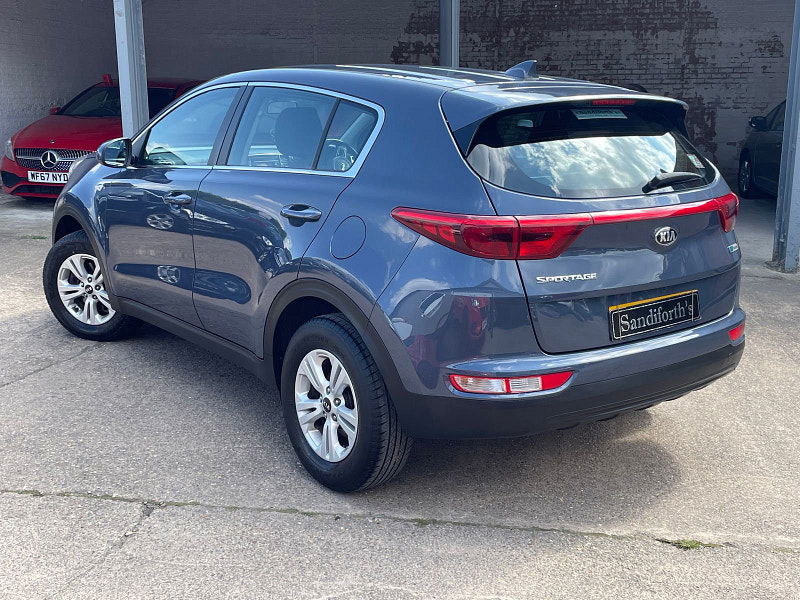 Kia Sportage 1.7 CRDi 1 SUV 5dr Diesel Manual Euro 6 (s/s) (114 bhp) 6 Services, Only 1 Former Keeper,  5dr Manual 2024