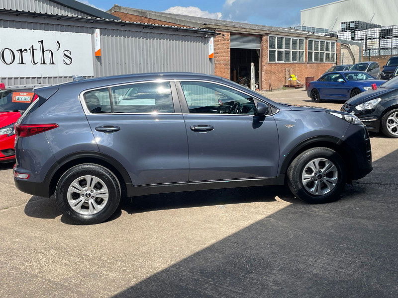 Kia Sportage 1.7 CRDi 1 SUV 5dr Diesel Manual Euro 6 (s/s) (114 bhp) 6 Services, Only 1 Former Keeper,  5dr Manual 2024