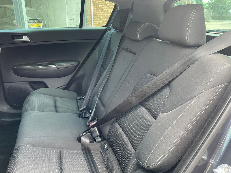 Kia Sportage 1.7 CRDi 2 SUV 5dr Diesel Manual Euro 6 (s/s) (114 bhp) 5dr Manual 2025