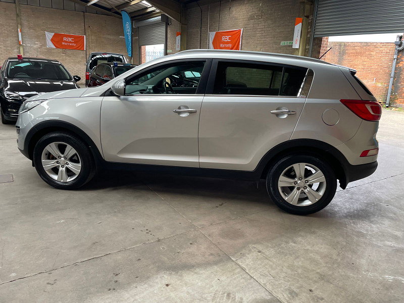 Kia Sportage 1.7 CRDi EcoDynamics 2 SUV 5dr Diesel Manual 2WD Euro 5 (s/s) (114 bhp) PAN ROOF,  5dr Manual 2026