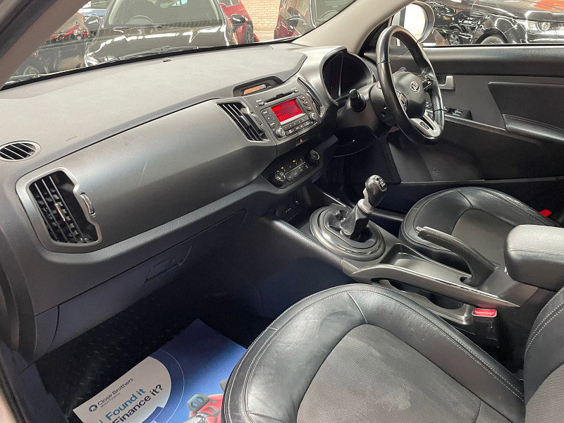Kia Sportage 1.7 CRDi EcoDynamics 2 SUV 5dr Diesel Manual 2WD Euro 5 (s/s) (114 bhp) PAN ROOF,  5dr Manual 2026